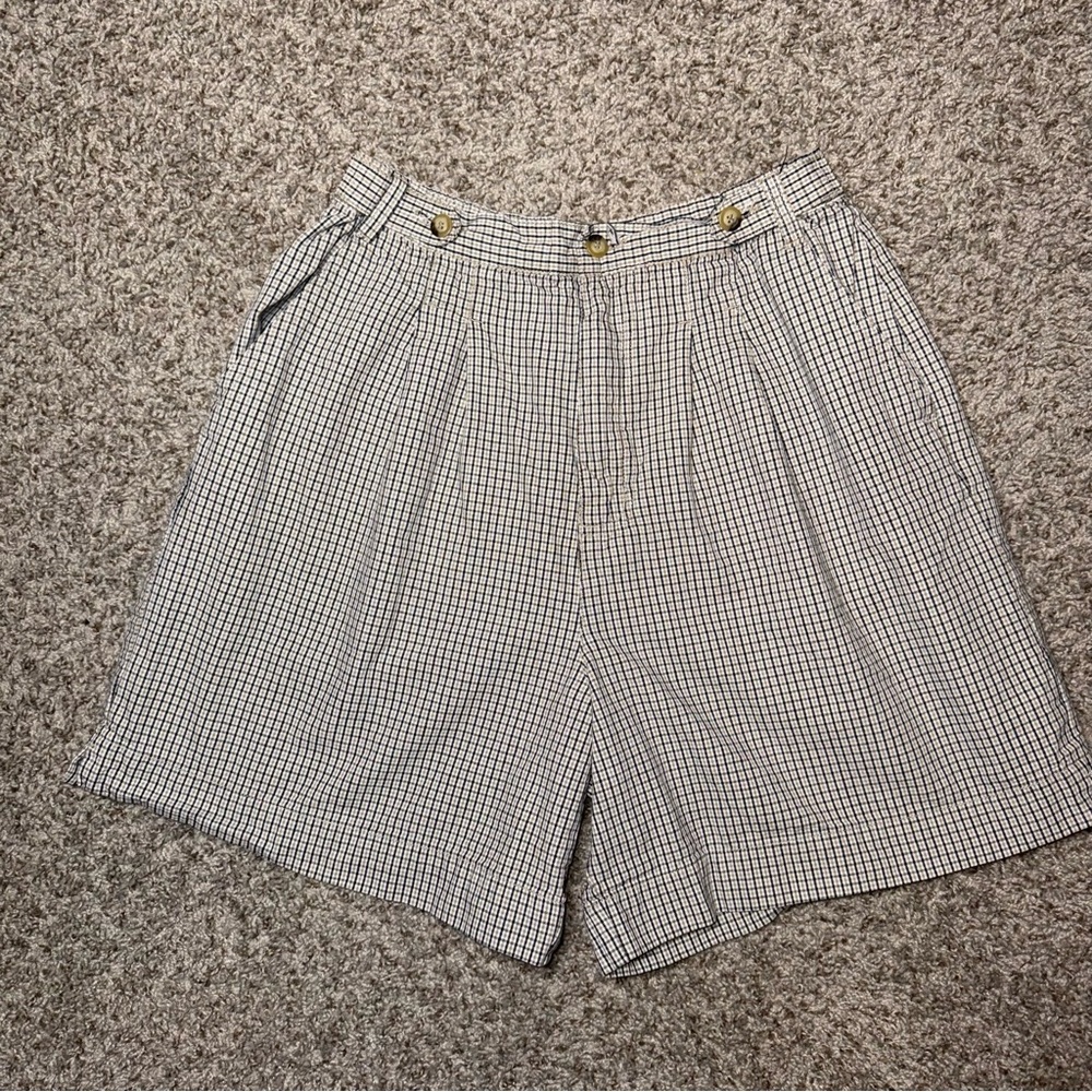 White Stag Black and White Checkered Shorts‎ - Picture 2 of 10